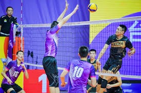 扑克这一步不如止损（牌局到此，及时止损才是上策）